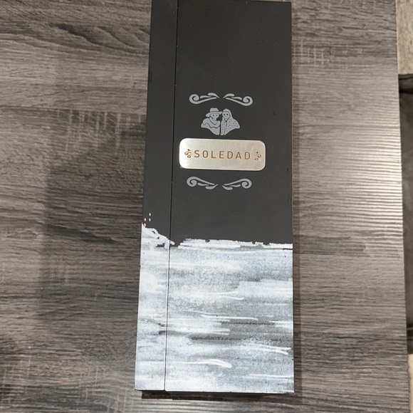 Soledad Dia De Muertos with engraved candle gift box - Picture 2 of 10